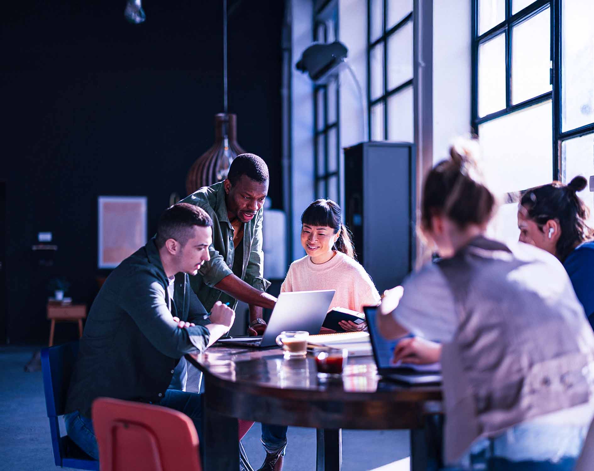 Benchmark Interno no Trade Marketing: Como Usar os Próprios Dados para Vender Mais